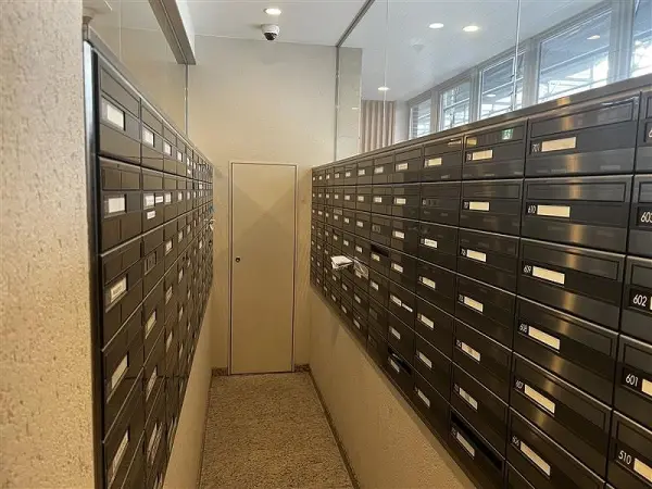 共用部に設けられた、メールボックスです。郵便物を確認してから、帰宅できます。