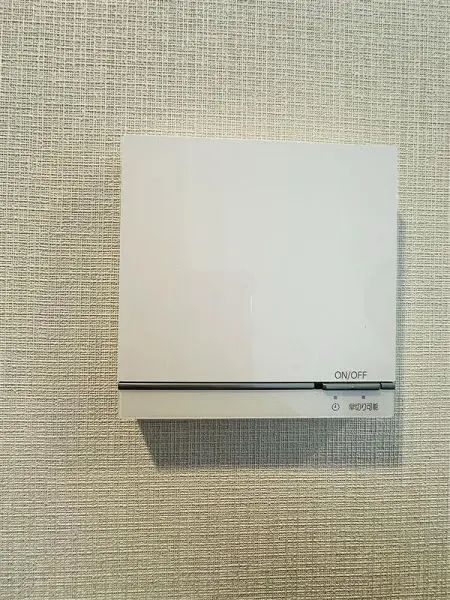 床暖房設備です。
リビング・ダイニング部分に床暖房がついております。