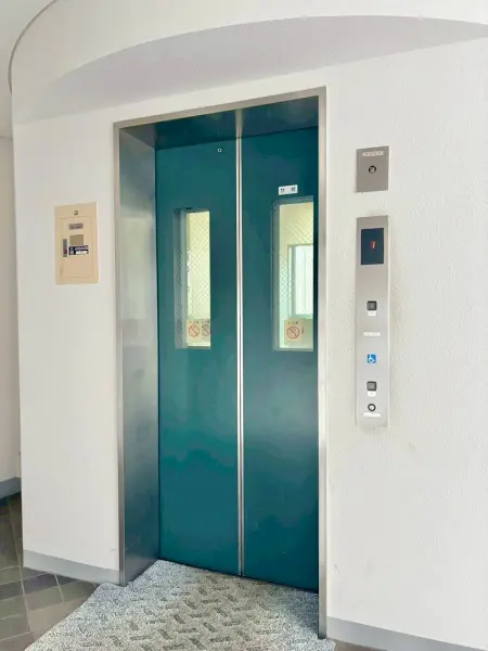 エレベータ。重い荷物や買い物後の移動もスムーズで、日々の暮らしを快適にサポートします。