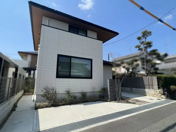 箕面市百楽荘二丁目売戸建