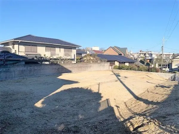 奈良市登美ヶ丘３丁目