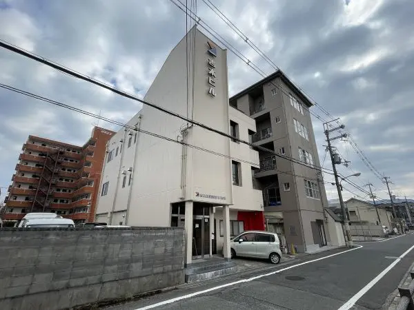吉本ビル（桜井市粟殿）
