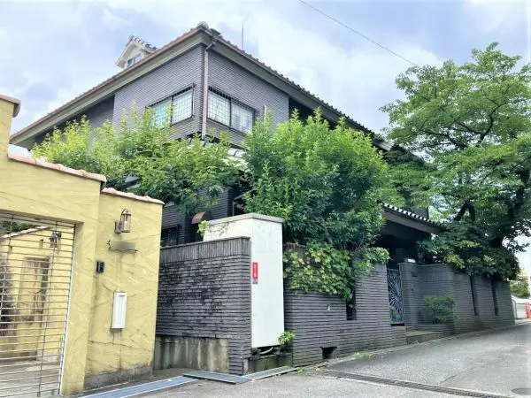 宝塚市雲雀丘山手2丁目　戸建