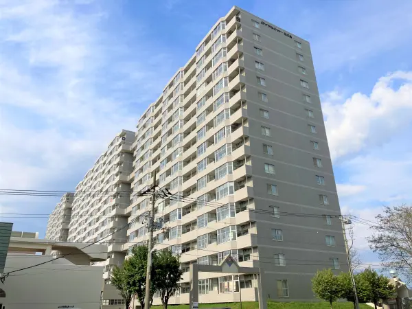 ロイヤルシャトー北広島