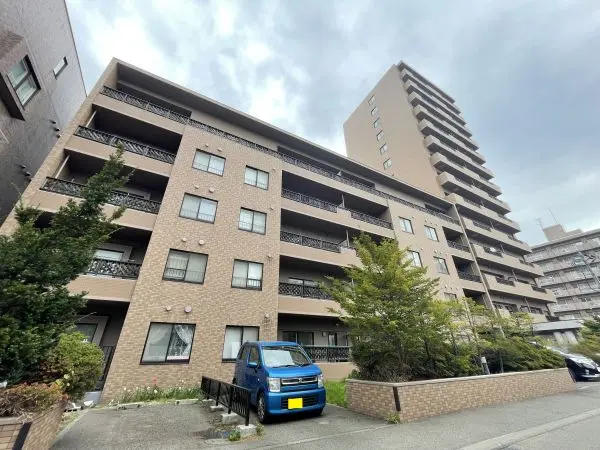 ヴェルビュ平岸