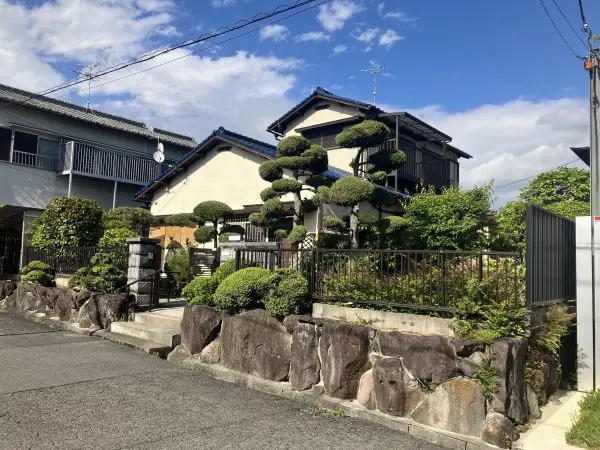 羽曳野市羽曳が丘西三丁目１番９