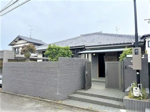 川西市向陽台３丁目　戸建