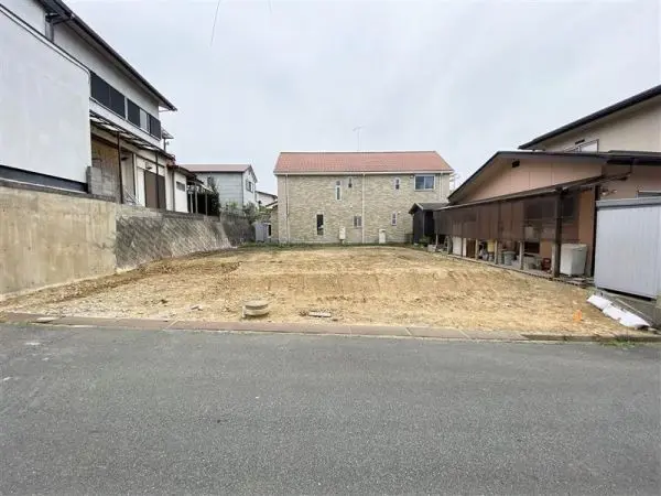 三木市緑が丘町東1丁目