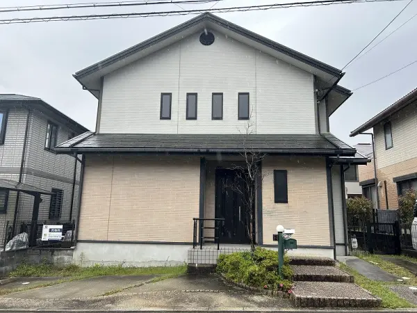 四條畷市さつきヶ丘１３番７号