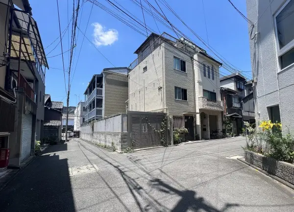 京都市下京区富小路通仏光寺下る筋屋町