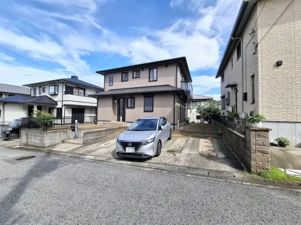 敷地面積約61.48坪！大和ハウス工業(株)施工の軽量鉄骨造2階建4LDKの住まい。