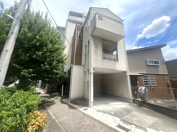 高槻市緑が丘一丁目