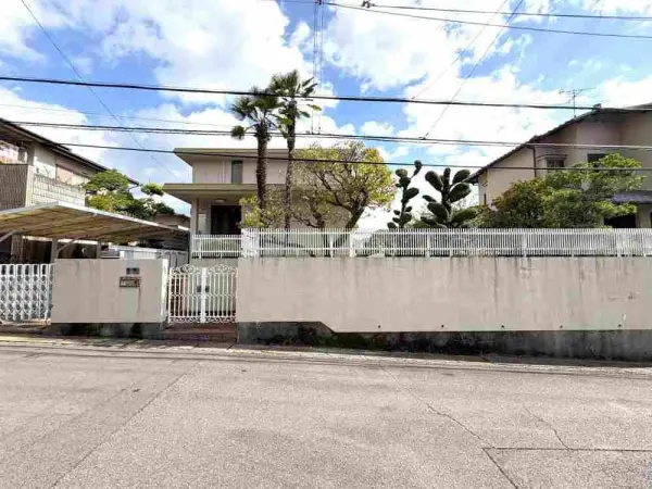 奈良市千代ヶ丘3丁目