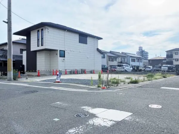 奈良市三条添川町
