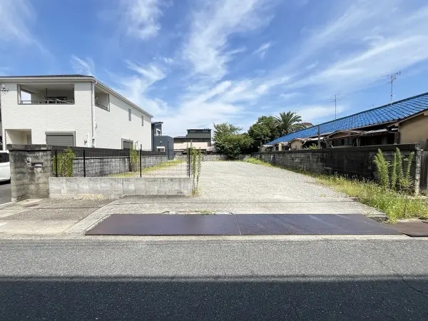 岸和田市南上町二丁目１３１番１