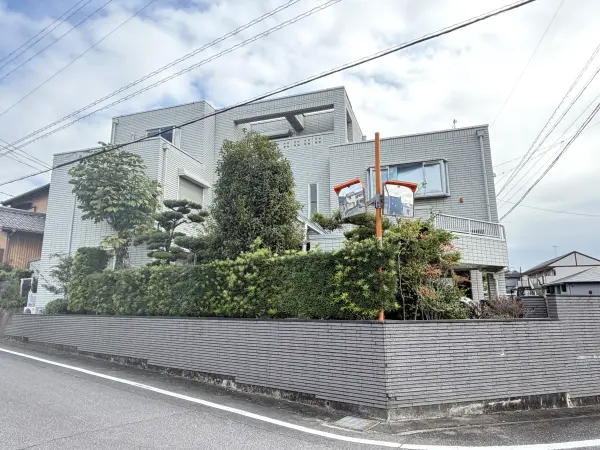 額田郡幸田町大字深溝字三角田28番