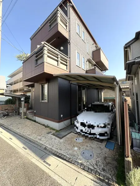 大和ハウス工業株式会社設計・施工！2004年7月築の軽量鉄骨造3階建の注文住宅。