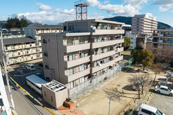栄町団地I棟