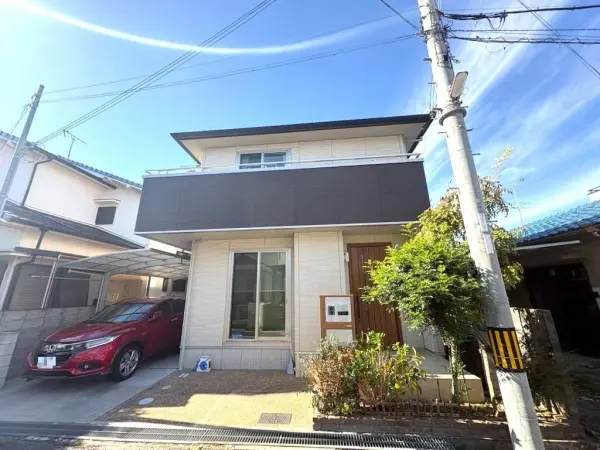 大和ハウス工業施工・スムストック物件！２沿線利用可！太陽光発電システム・床暖房付きです。
