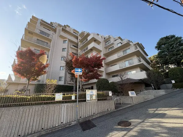 ファミール青谷