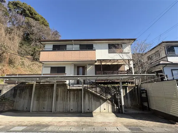 大和ハウス工業㈱施工、軽量鉄骨造の戸建住宅です。