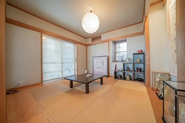 西宮市甲陽園目神山町　既存住宅