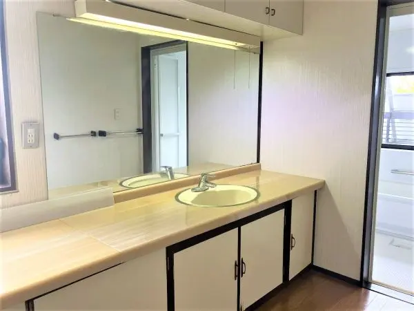 宝塚市雲雀丘山手2丁目　戸建