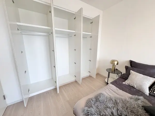 ルネッサなんばタワー