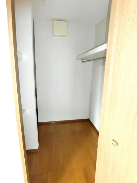 泉区住吉台西2丁目戸建