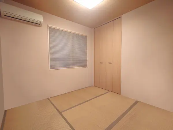 （和室約4.5帖）LDKに隣接しているので、お子様の遊び場や、お昼寝スペースとして活用いただけます。