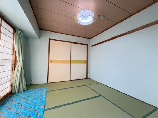 チッタ・ナポリ　A棟