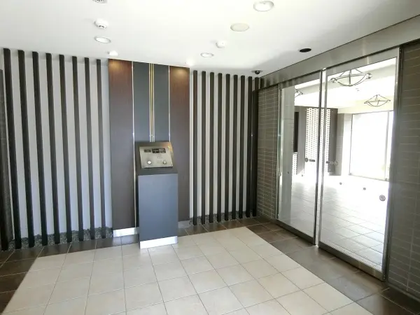 プレミスト東六番丁通