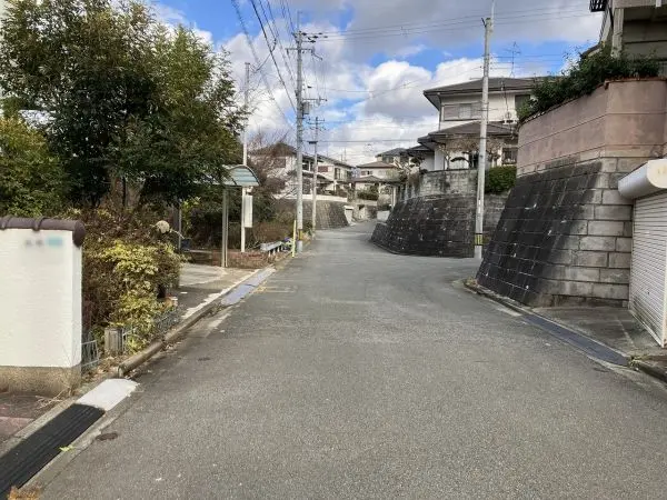 川西市萩原台西2丁目