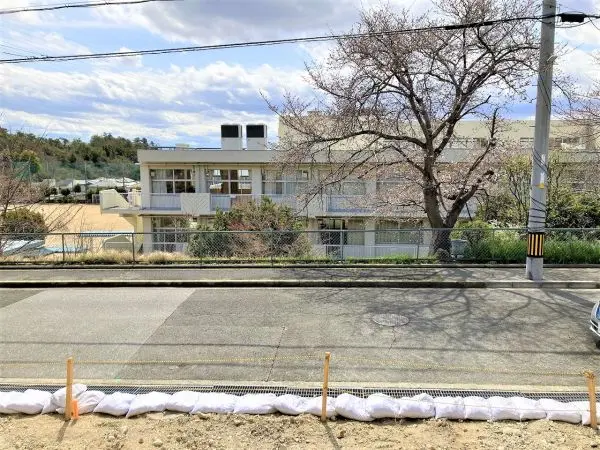 宝塚市中山五月台４丁目　土地
