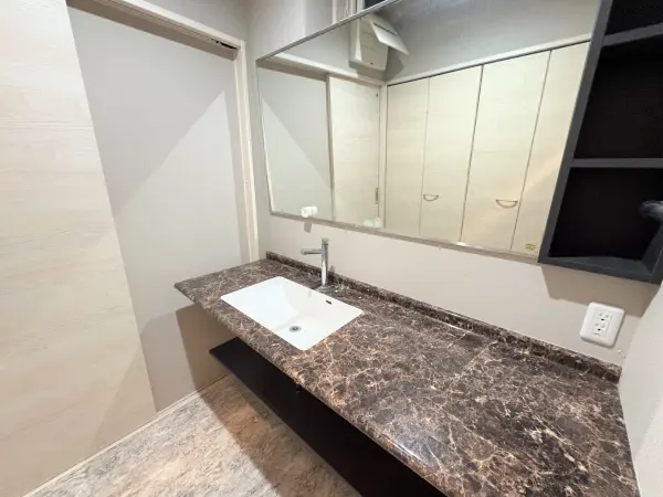 四日市市高花平五丁目　戸建