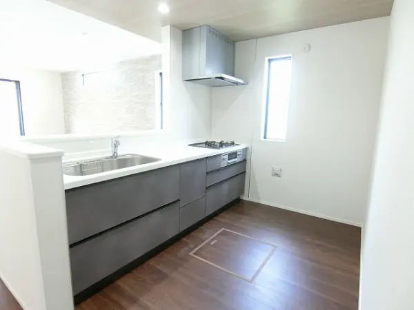 越谷市大字大道　新築戸建　全３棟