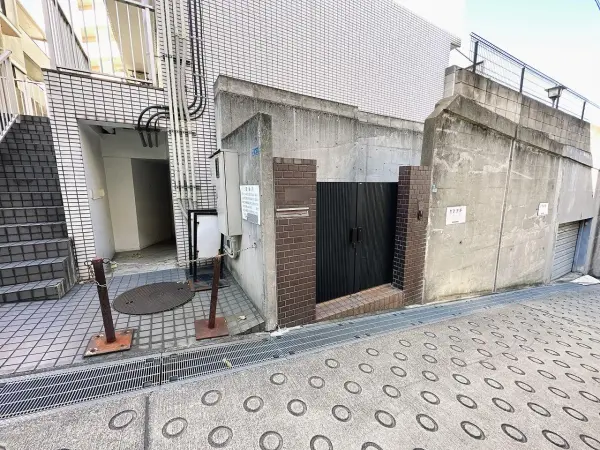 新宿区中落合1丁目　土地