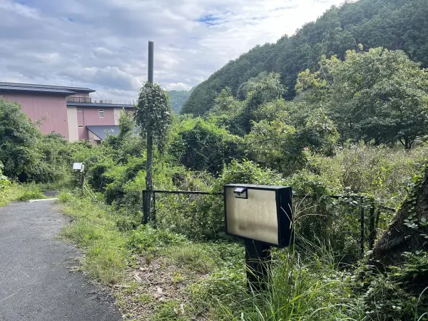 亀岡市薭田野町佐伯下峠