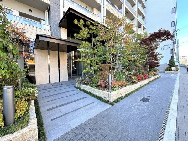 プレミスト江坂