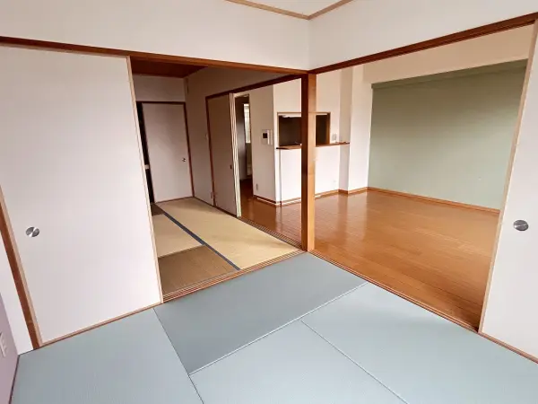 クラウンセゾン深井