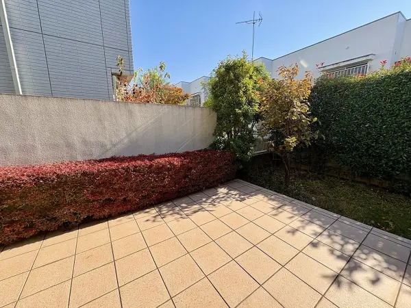 気候の良い時期は、外での食事やバーベキューを楽しむのもおすすめです。