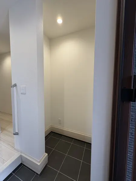 姫路市飾東町佐良和