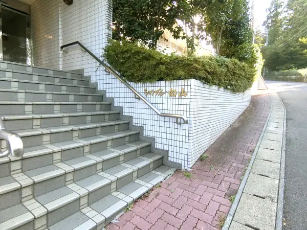 シャンブル向山