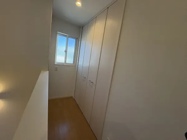 掃除用具や季節家電、日用品置場として重宝しそうです。