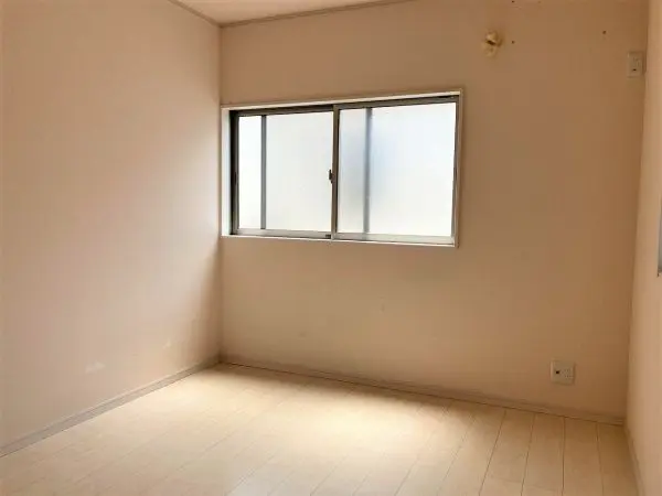 川西市清和台西1丁目　戸建