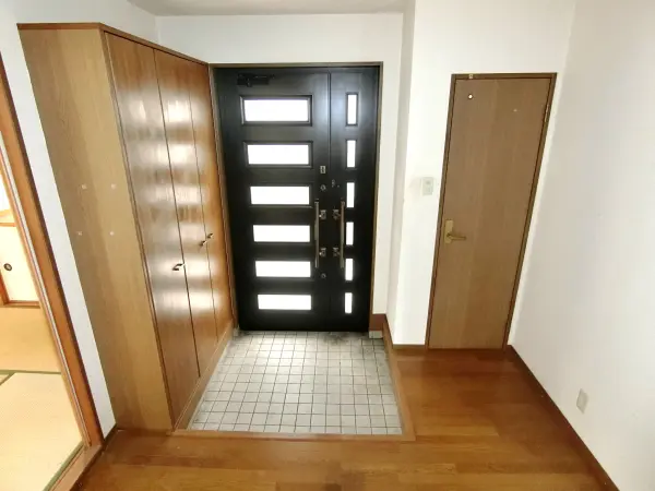 泉区住吉台西2丁目戸建