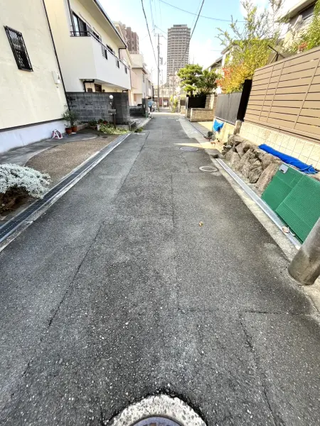 大阪府寝屋川市東香里園町
