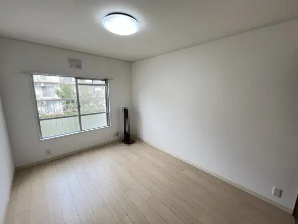 有楽箕面ハイツ　3号館