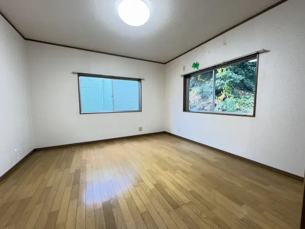 宝塚市千種2丁目　戸建