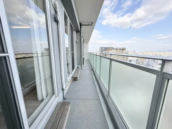 ルネッサなんばタワー